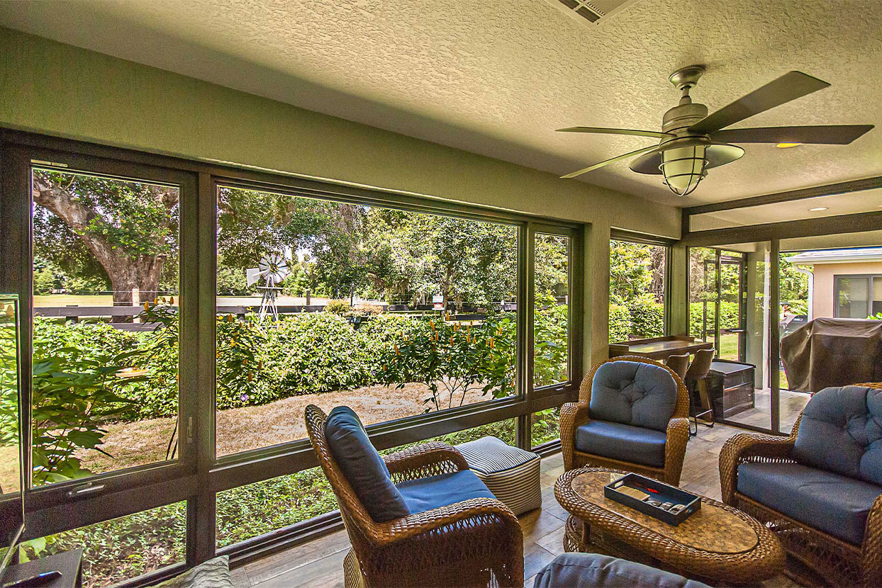Platinum Casement Picture Window